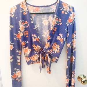 American Eagle Tie top